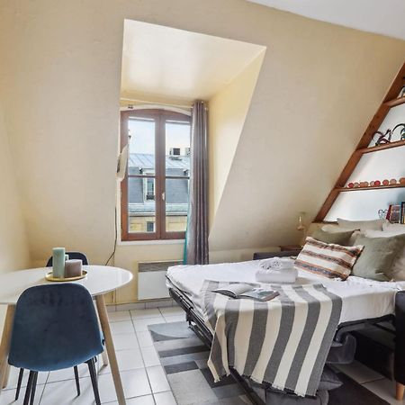 Eiffel Tower & Faubourg - 1Br - Cityapartmentstay Париж Екстериор снимка